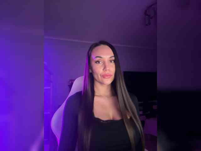 QWEENII webcam