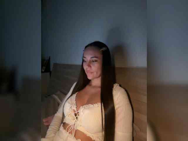 QWEENII webcam