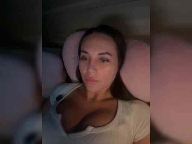 QWEENII webcam