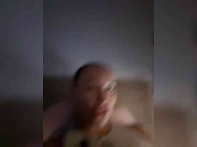 QWEENII webcam
