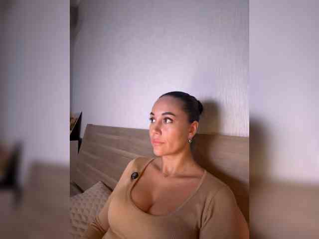 QWEENII QWEENII