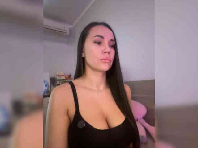 QWEENII webcam