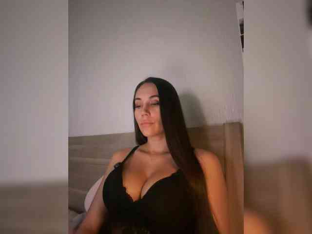 QWEENII webcam