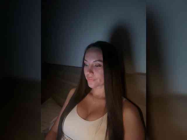 QWEENII webcam