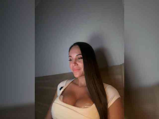 QWEENII Sex Cam Show
