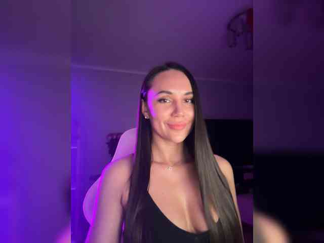 QWEENII webcam