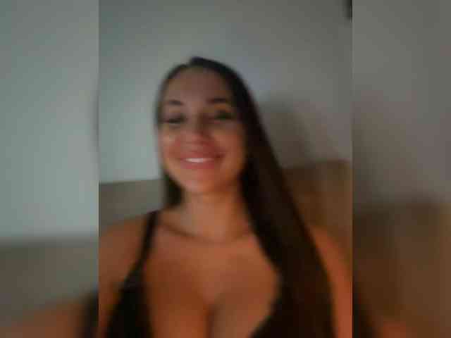 QWEENII webcam