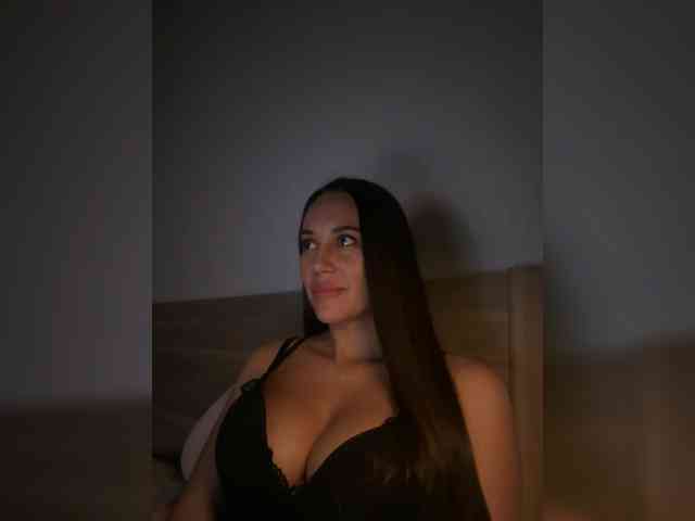 QWEENII webcam