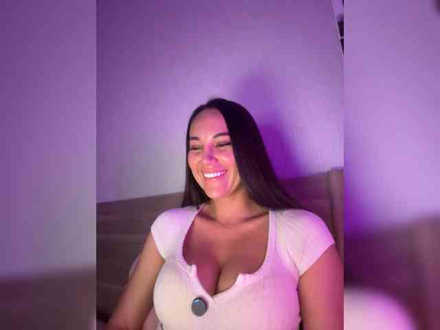 QWEENII webcam