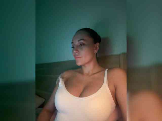 QWEENII Sex Cam Show