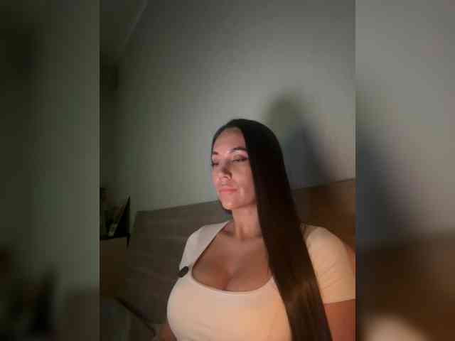 QWEENII webcam