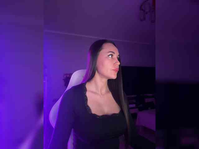 QWEENII webcam