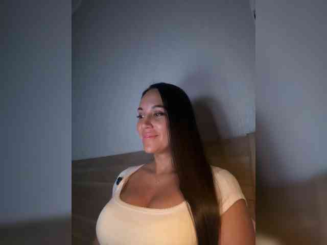 QWEENII Sex Cam Show