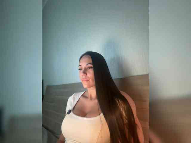 QWEENII webcam