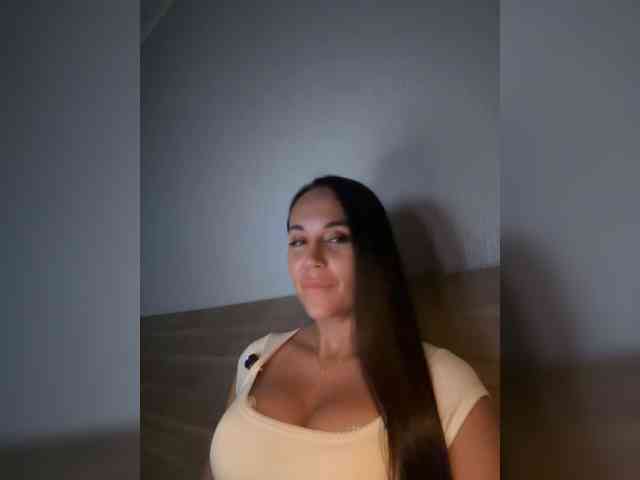 QWEENII Sex Cam Show