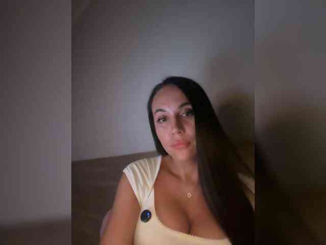 QWEENII webcam