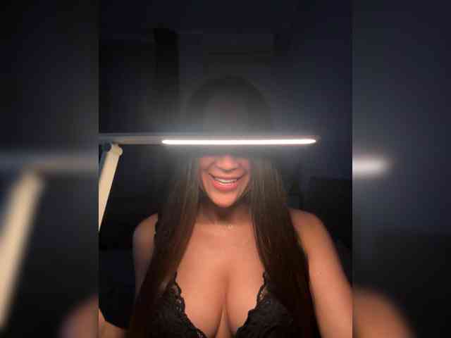 QWEENII webcam