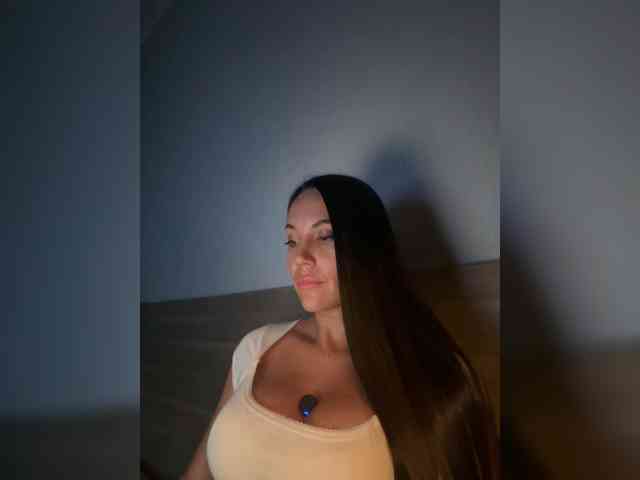 QWEENII Sex Cam Show