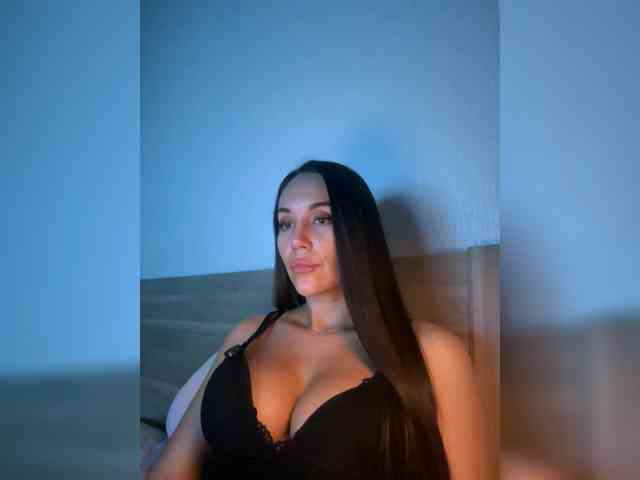 QWEENII webcam