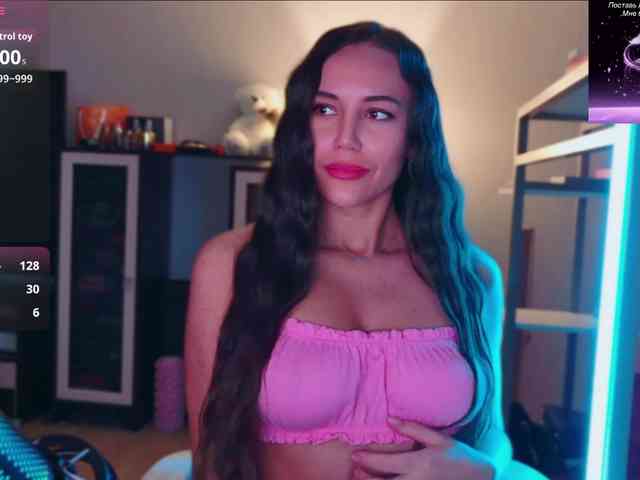 QWEENII webcam