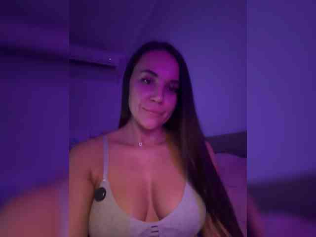 QWEENII webcam