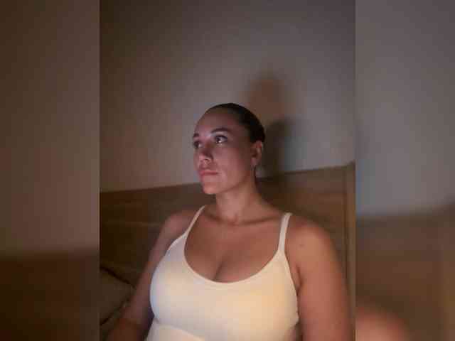 QWEENII Sex Cam Show