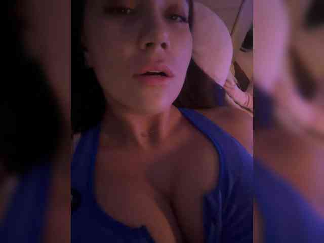 QWEENII webcam