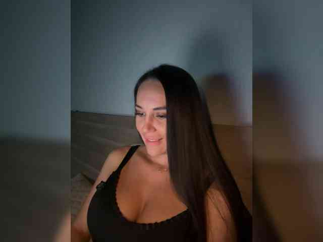 QWEENII webcam