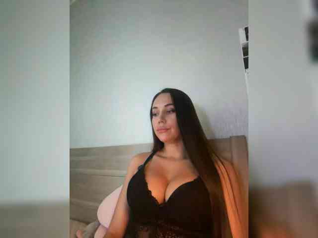 QWEENII webcam