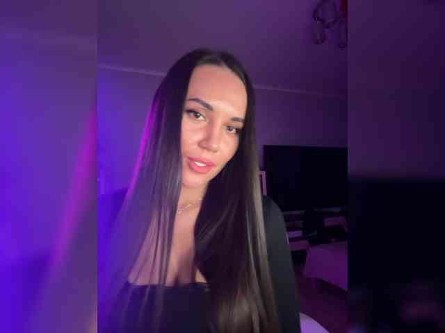 QWEENII webcam