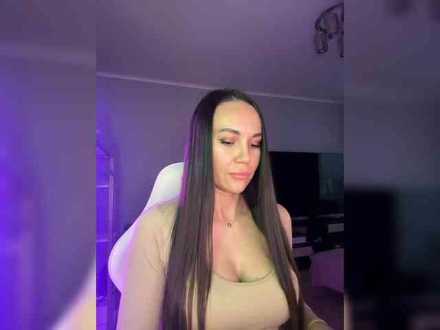 QWEENII webcam