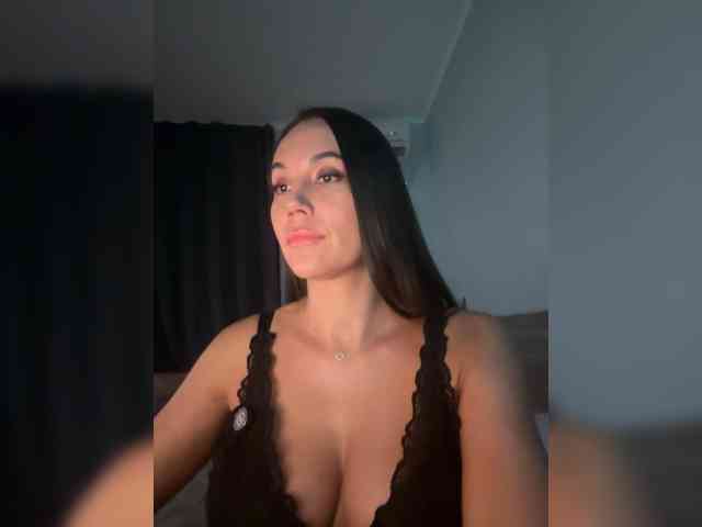 QWEENII webcam