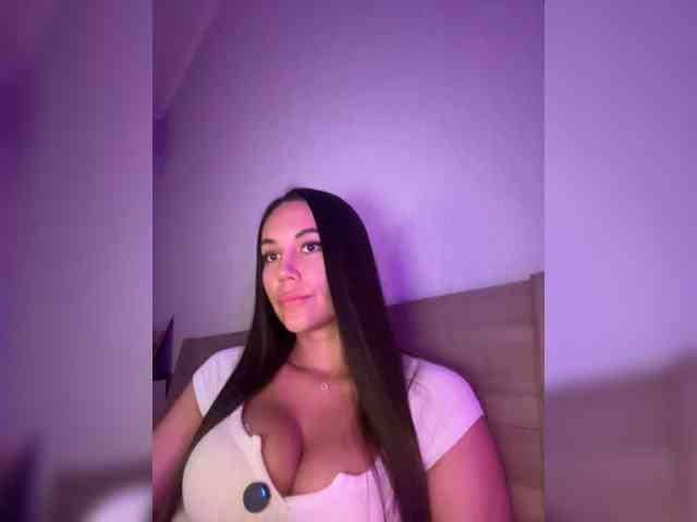 QWEENII webcam
