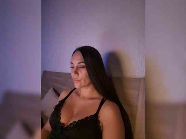 QWEENII webcam