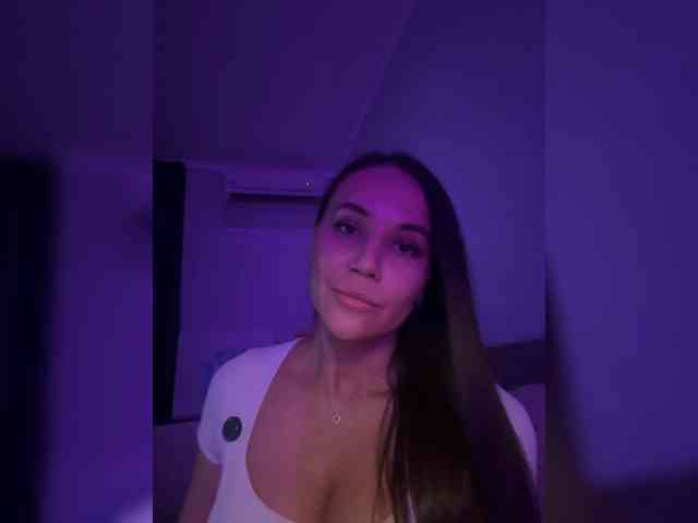 QWEENII webcam