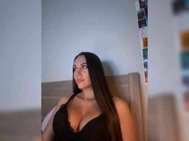 QWEENII webcam