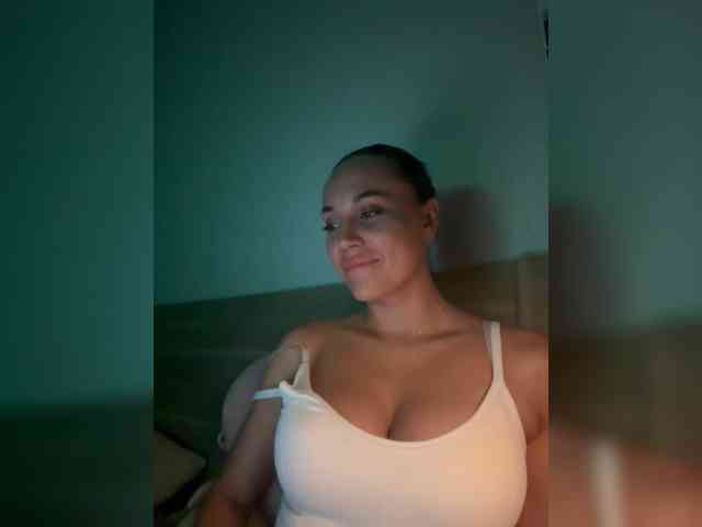 QWEENII Sex Cam Show