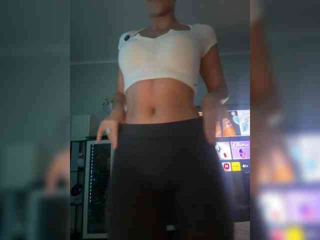 QWEENII webcam