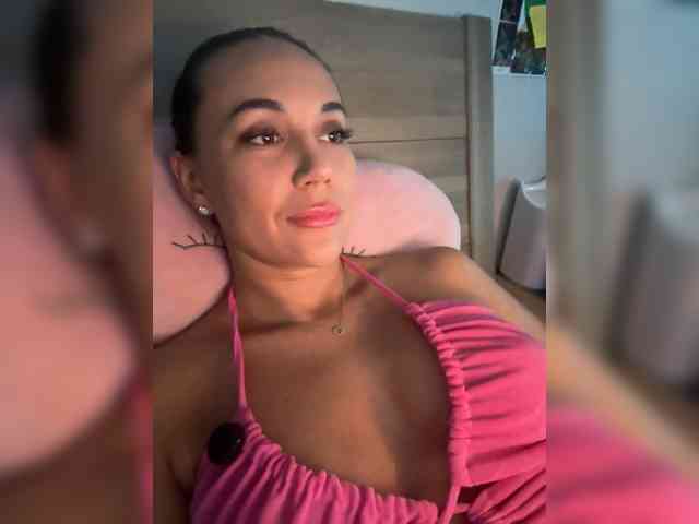 QWEENII webcam