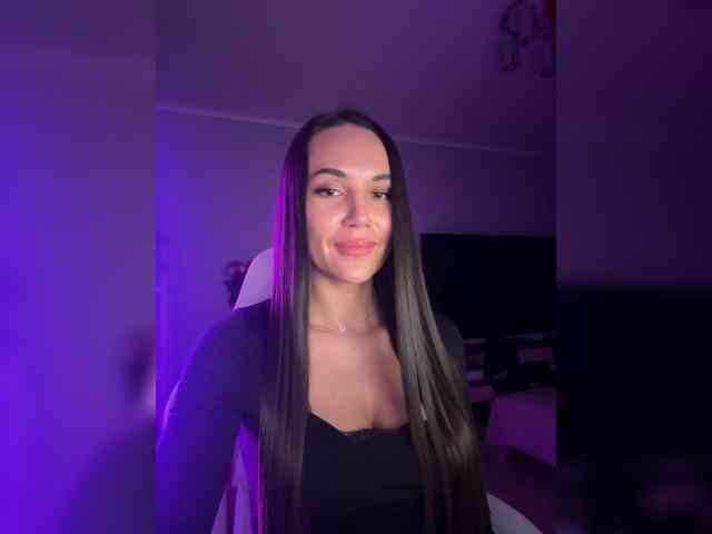 QWEENII webcam
