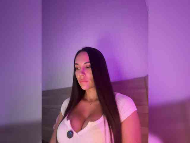 QWEENII webcam