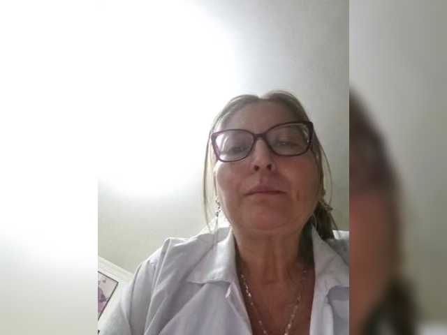 miatitsmature's BongaCams show and profile