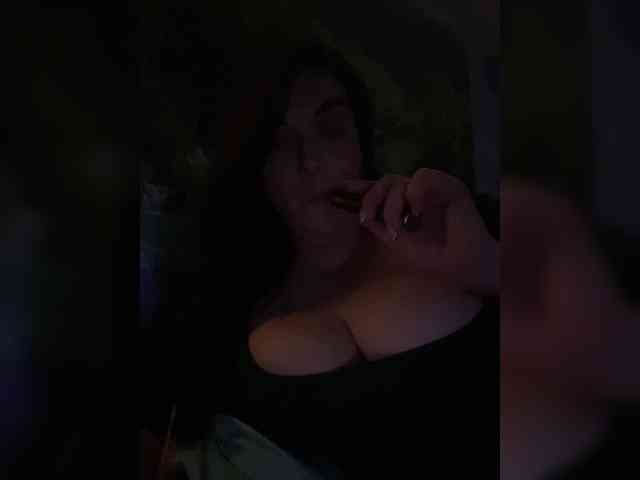 sucking_vampire webcam