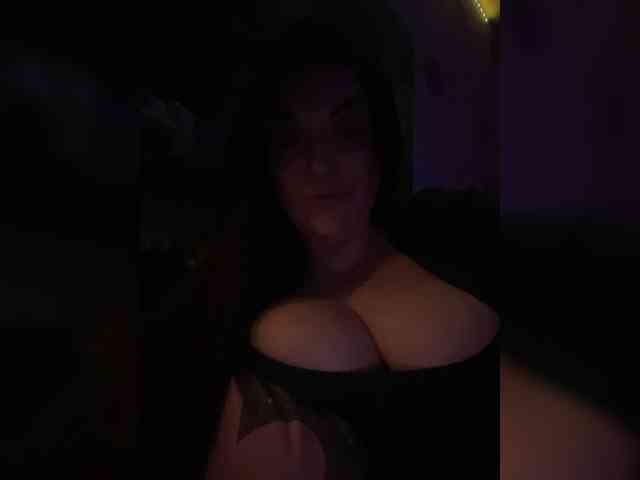 Модель: sucking_vampire