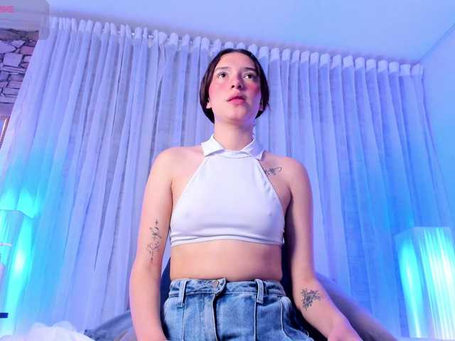 Scarlett-Lane live cam on BongaCams