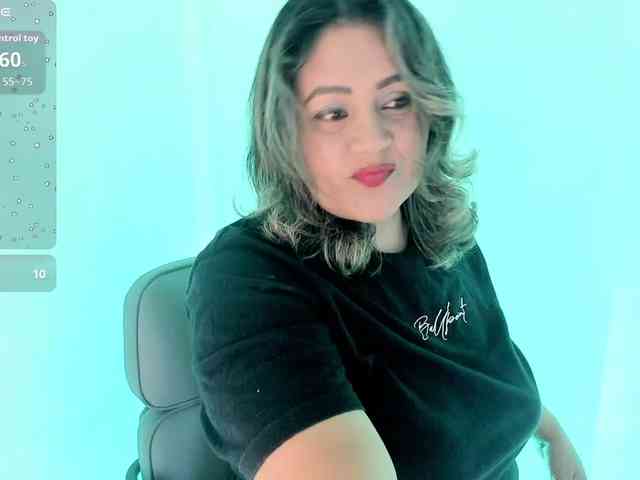 Kataleya9898 webcam