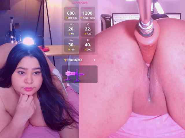 Roxxy-Roxx webcam