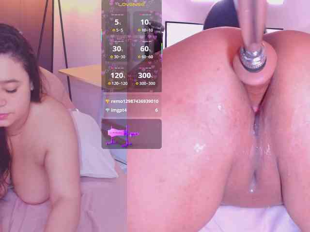 Roxxy-Roxx webcam