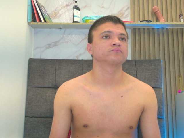 aly-n-seba live cam on BongaCams