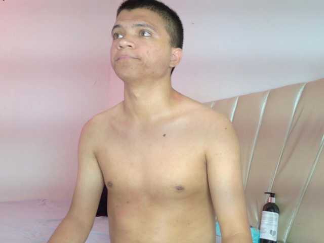 aly-n-seba live cam on BongaCams